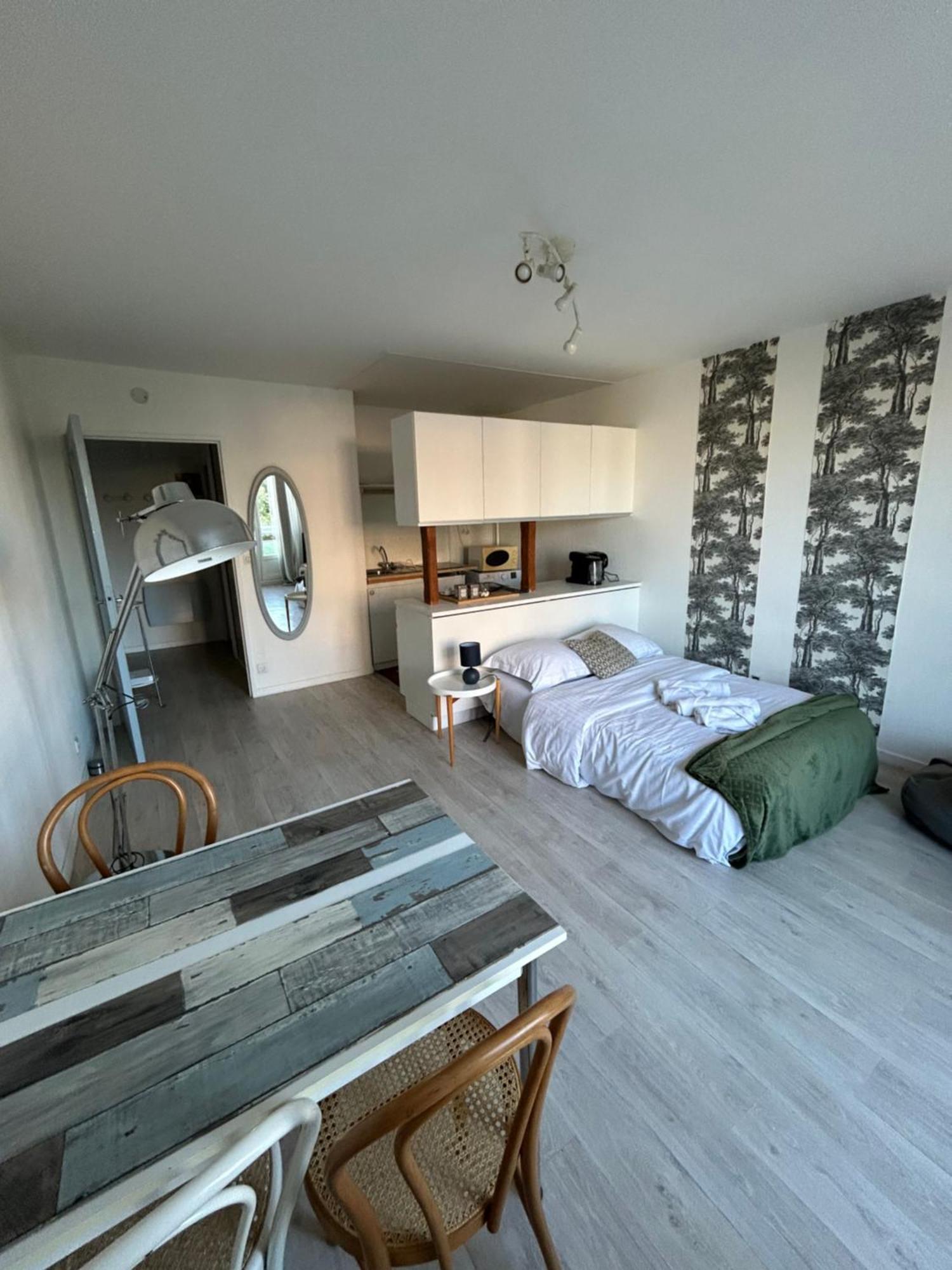 Apartment Le Bonheur Avec Parking Sous-sol Privatif *